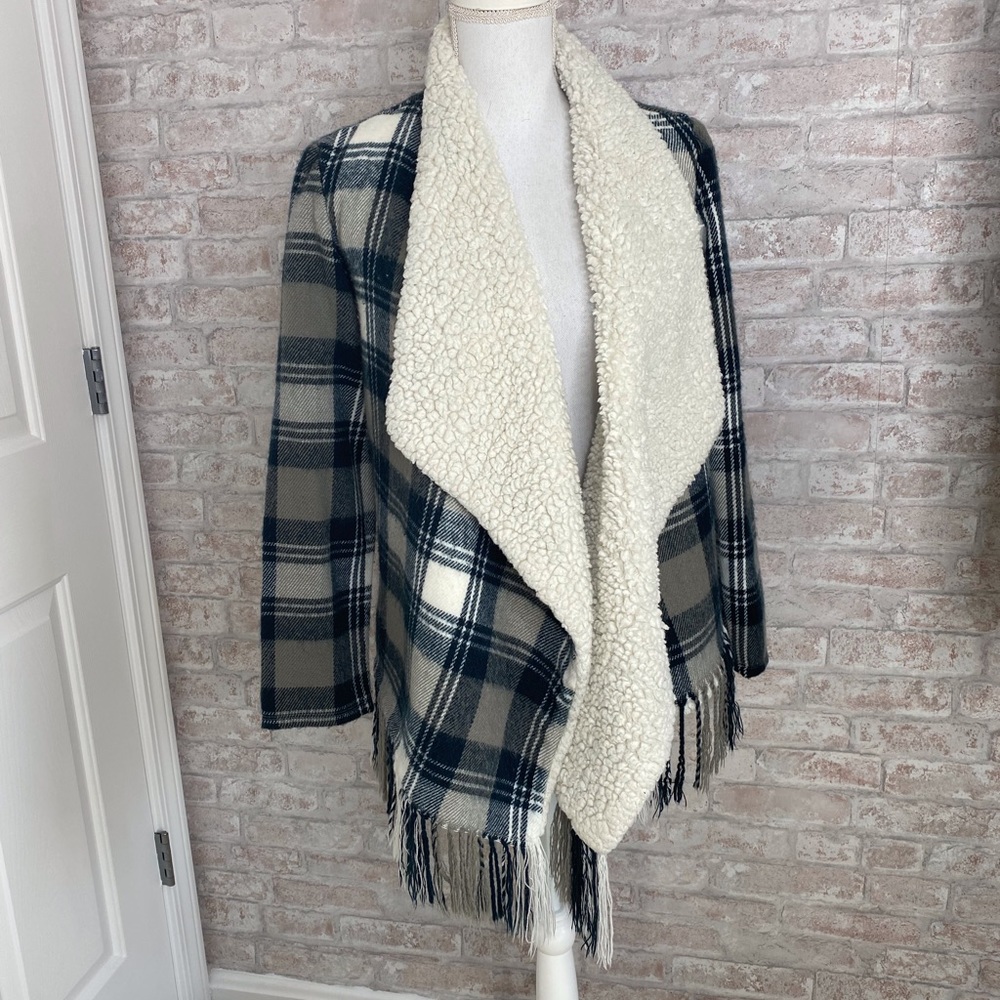 Hollister blue plaid lined jacket size S